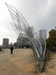 国立国際美術館 