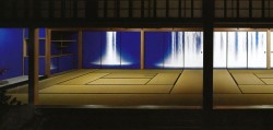 千住博の障壁画『滝』