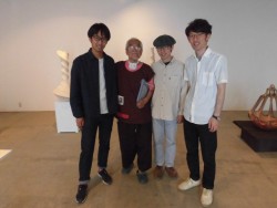 左から1大久保君　鯉江さん 黒川君　大森君