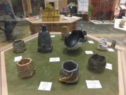 ぐいのみアート展 ２階ふれあい広場