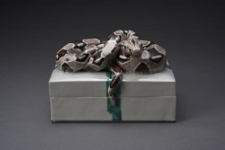 田畑奈央人 作品